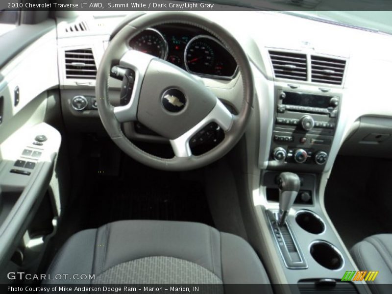 Summit White / Dark Gray/Light Gray 2010 Chevrolet Traverse LT AWD