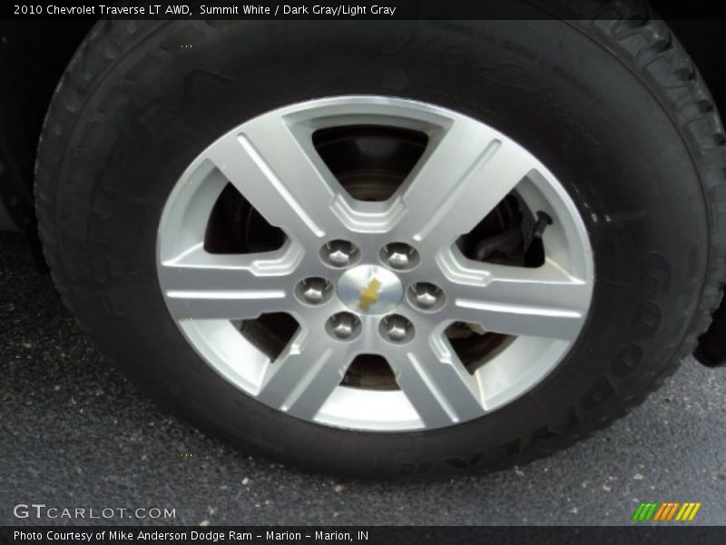 Summit White / Dark Gray/Light Gray 2010 Chevrolet Traverse LT AWD