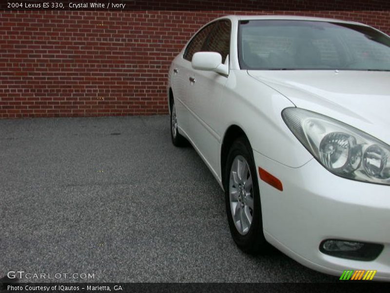 Crystal White / Ivory 2004 Lexus ES 330