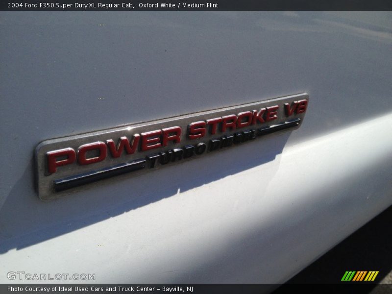 Oxford White / Medium Flint 2004 Ford F350 Super Duty XL Regular Cab