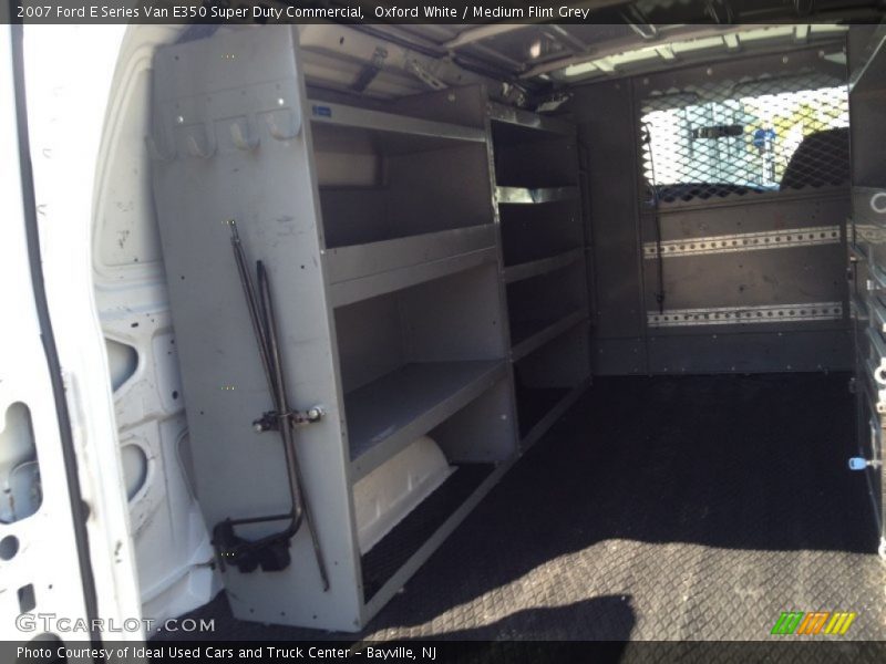 Oxford White / Medium Flint Grey 2007 Ford E Series Van E350 Super Duty Commercial