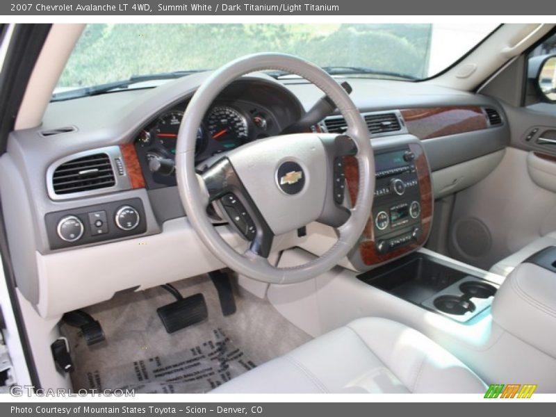 Summit White / Dark Titanium/Light Titanium 2007 Chevrolet Avalanche LT 4WD