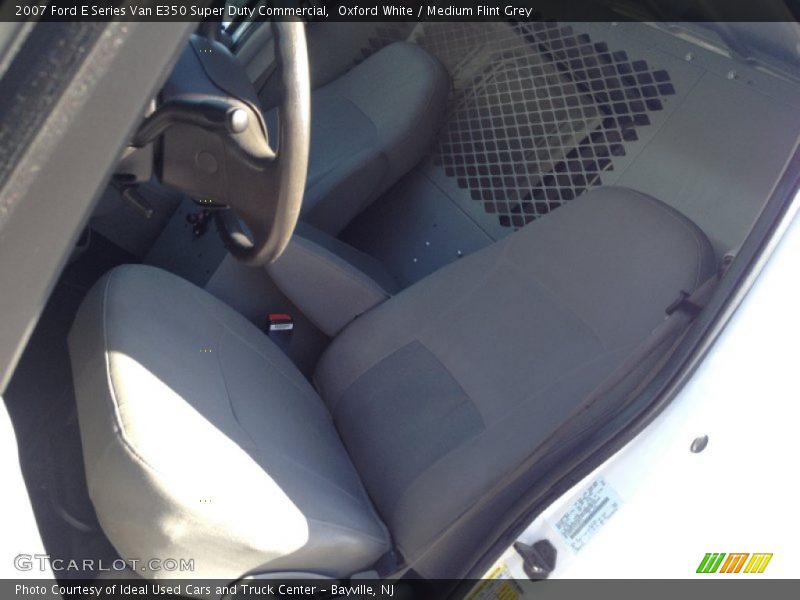 Oxford White / Medium Flint Grey 2007 Ford E Series Van E350 Super Duty Commercial