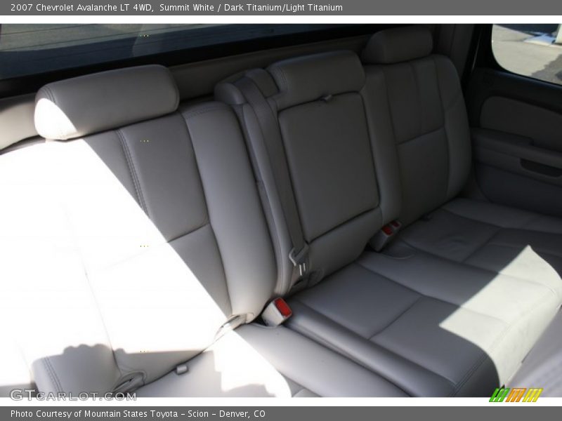 Summit White / Dark Titanium/Light Titanium 2007 Chevrolet Avalanche LT 4WD