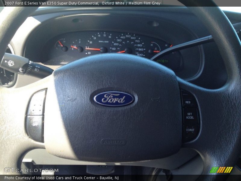 Oxford White / Medium Flint Grey 2007 Ford E Series Van E350 Super Duty Commercial