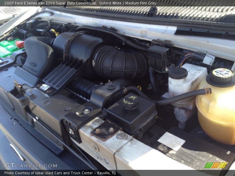 Oxford White / Medium Flint Grey 2007 Ford E Series Van E350 Super Duty Commercial
