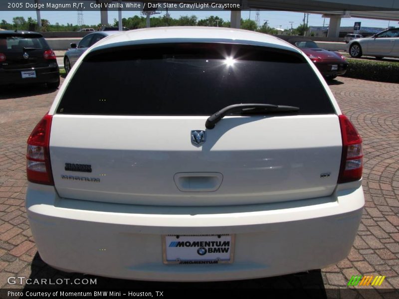 Cool Vanilla White / Dark Slate Gray/Light Graystone 2005 Dodge Magnum R/T