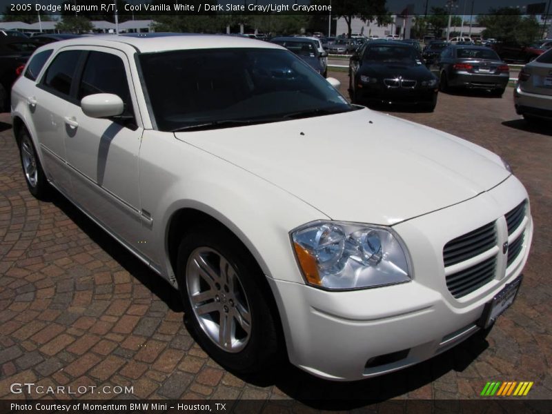 Cool Vanilla White / Dark Slate Gray/Light Graystone 2005 Dodge Magnum R/T