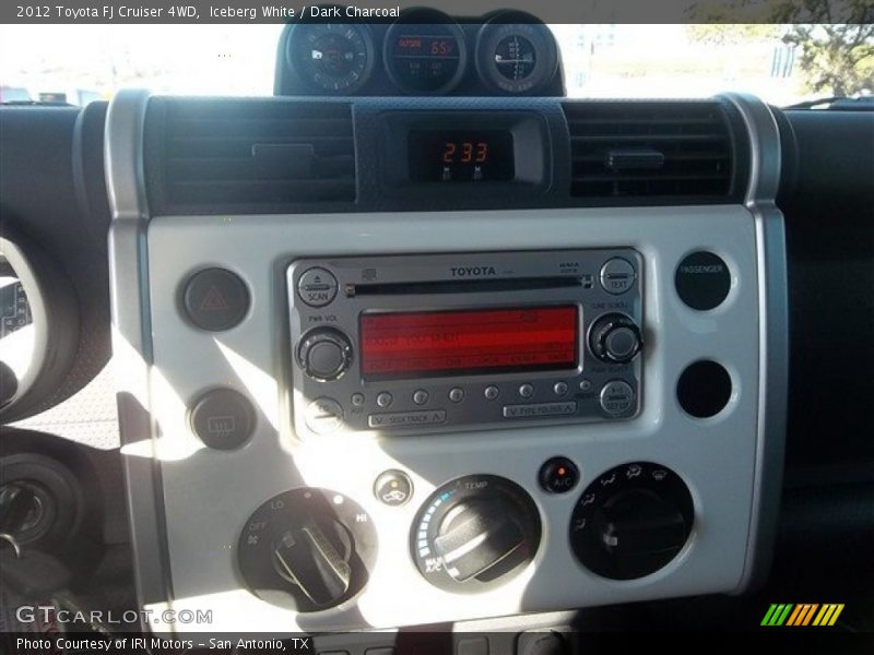 Iceberg White / Dark Charcoal 2012 Toyota FJ Cruiser 4WD