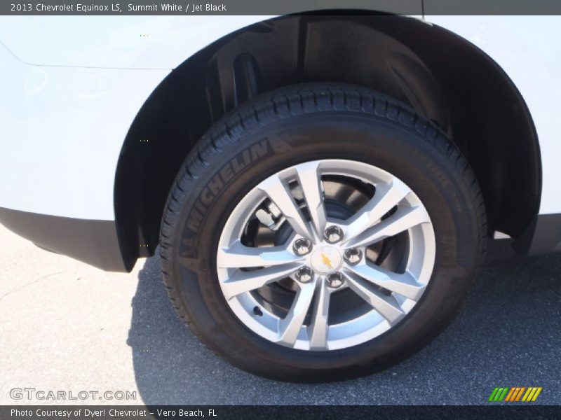 Summit White / Jet Black 2013 Chevrolet Equinox LS