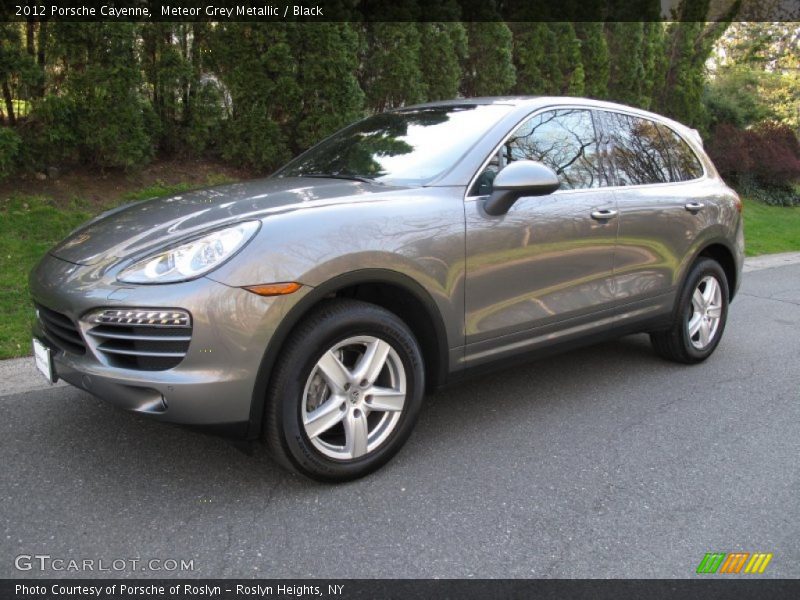 Meteor Grey Metallic / Black 2012 Porsche Cayenne