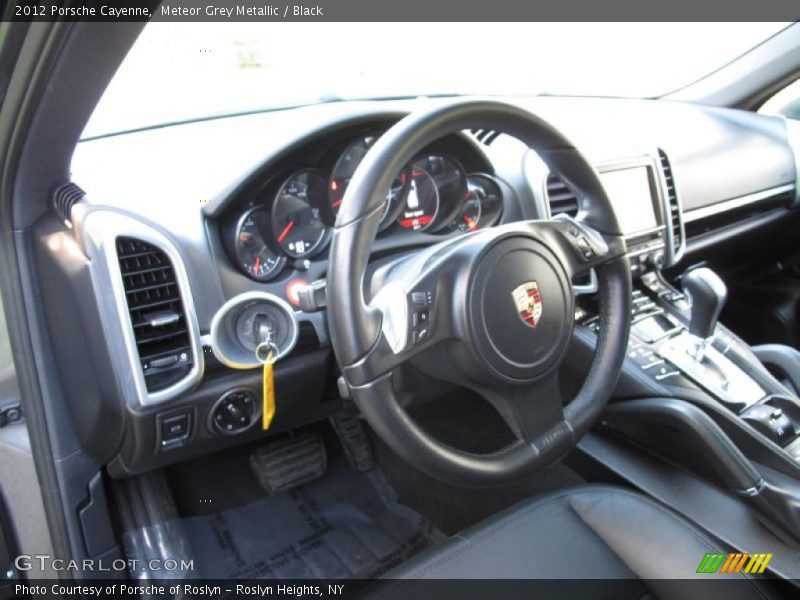 Meteor Grey Metallic / Black 2012 Porsche Cayenne