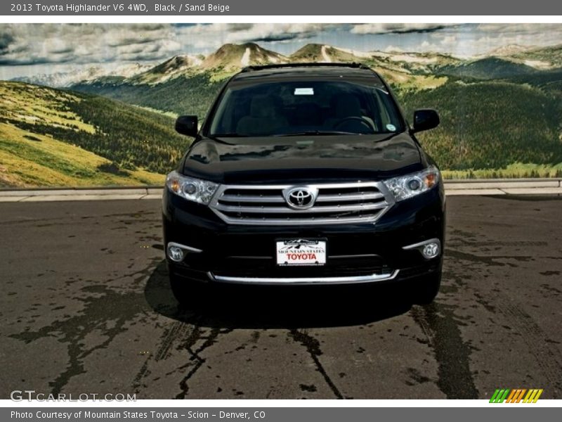 Black / Sand Beige 2013 Toyota Highlander V6 4WD