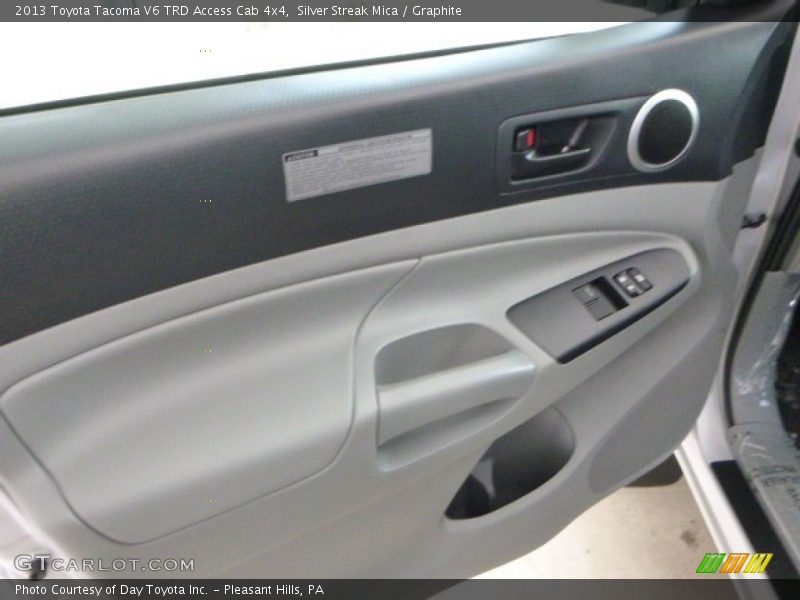 Silver Streak Mica / Graphite 2013 Toyota Tacoma V6 TRD Access Cab 4x4