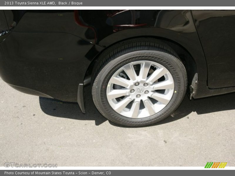Black / Bisque 2013 Toyota Sienna XLE AWD