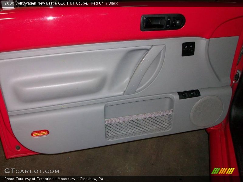Red Uni / Black 2000 Volkswagen New Beetle GLX 1.8T Coupe