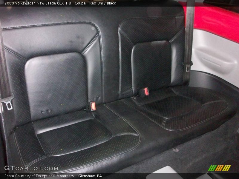 Red Uni / Black 2000 Volkswagen New Beetle GLX 1.8T Coupe