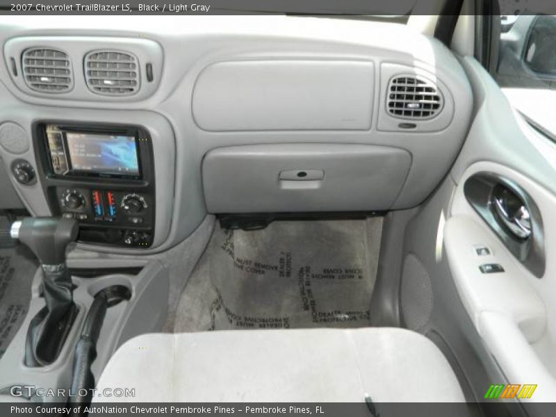 Black / Light Gray 2007 Chevrolet TrailBlazer LS