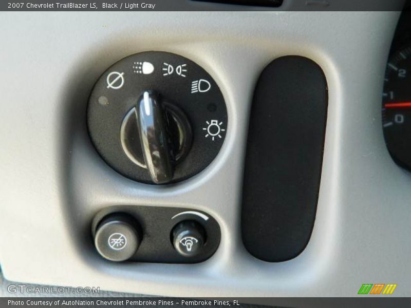 Black / Light Gray 2007 Chevrolet TrailBlazer LS