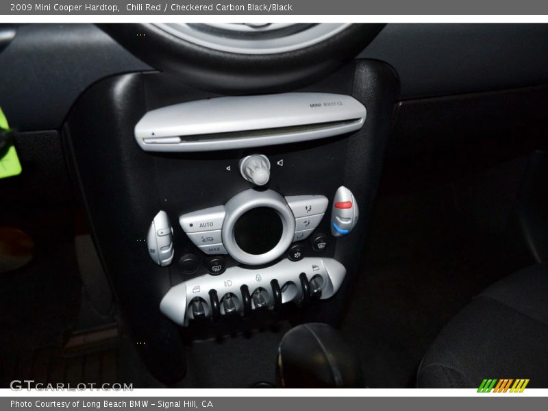 Chili Red / Checkered Carbon Black/Black 2009 Mini Cooper Hardtop
