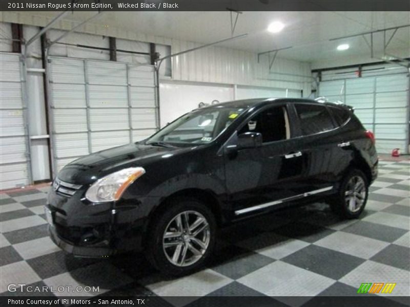 Front 3/4 View of 2011 Rogue S Krom Edition