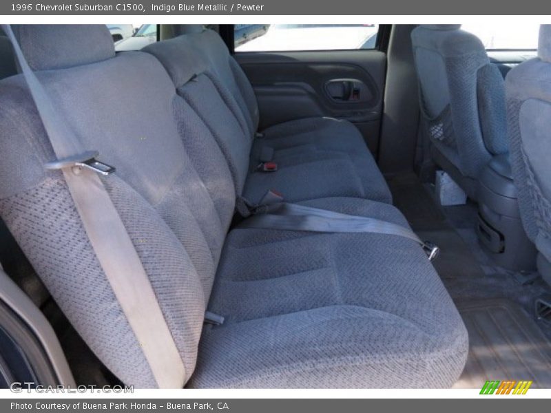 Indigo Blue Metallic / Pewter 1996 Chevrolet Suburban C1500
