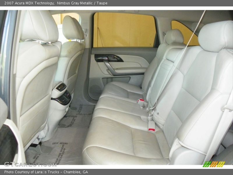 Rear Seat of 2007 MDX Technology