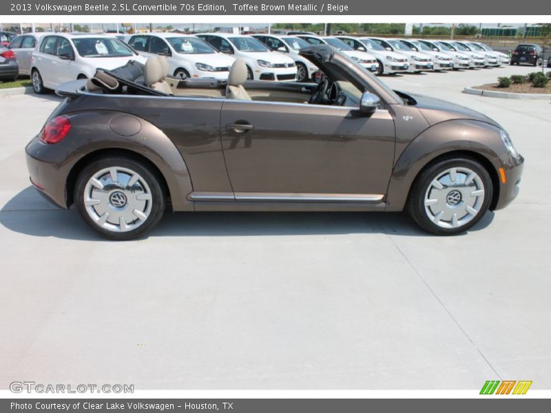  2013 Beetle 2.5L Convertible 70s Edition Toffee Brown Metallic