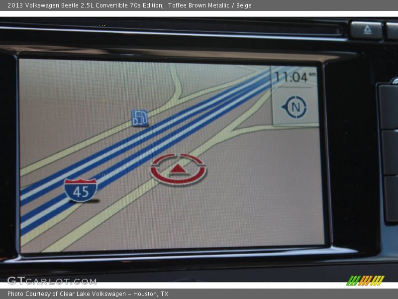 Navigation of 2013 Beetle 2.5L Convertible 70s Edition