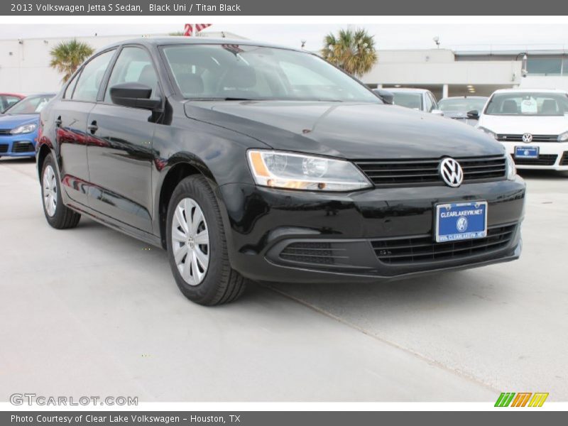 Black Uni / Titan Black 2013 Volkswagen Jetta S Sedan