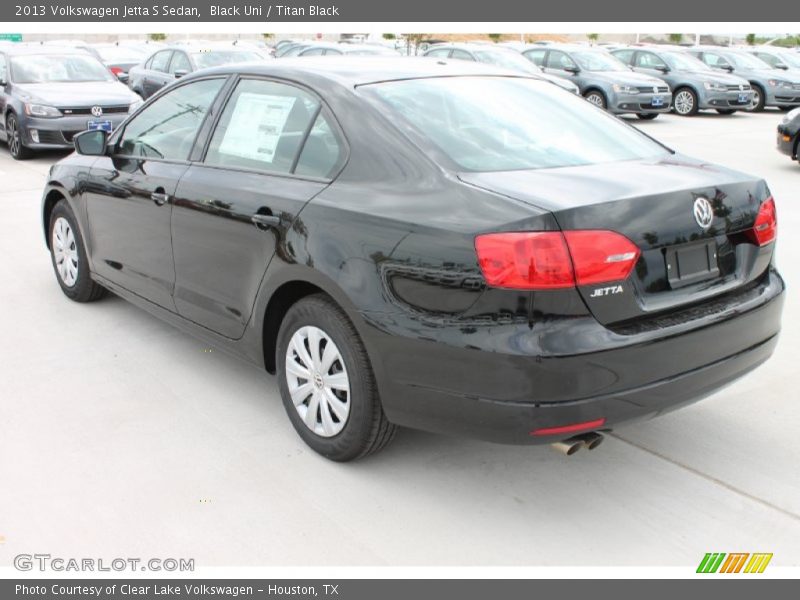 Black Uni / Titan Black 2013 Volkswagen Jetta S Sedan