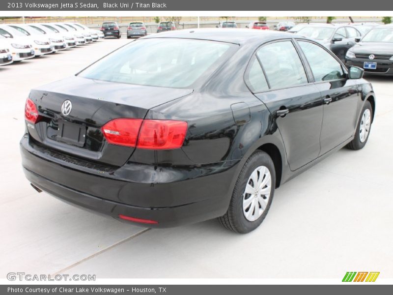 Black Uni / Titan Black 2013 Volkswagen Jetta S Sedan