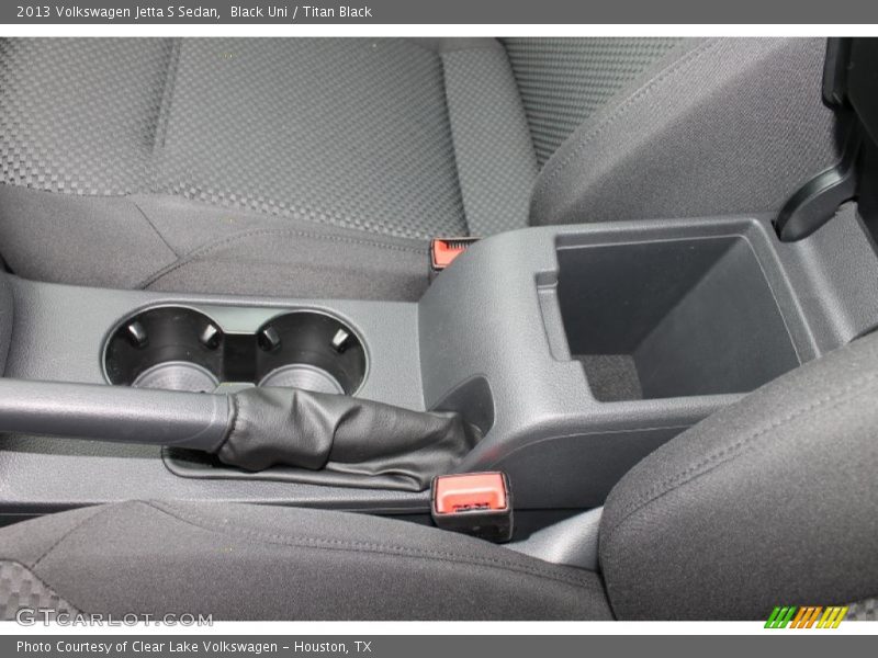 Black Uni / Titan Black 2013 Volkswagen Jetta S Sedan