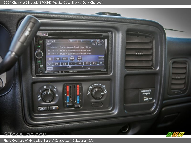 Controls of 2004 Silverado 2500HD Regular Cab
