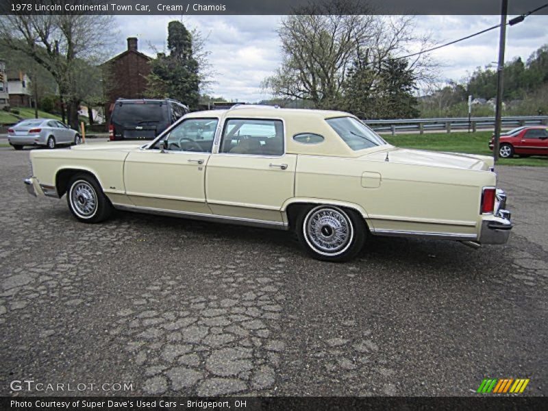  1978 Continental Town Car Cream