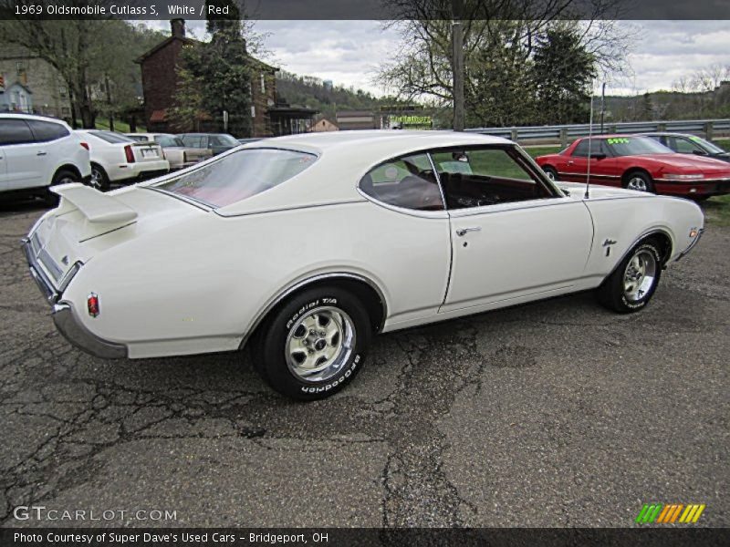  1969 Cutlass S White