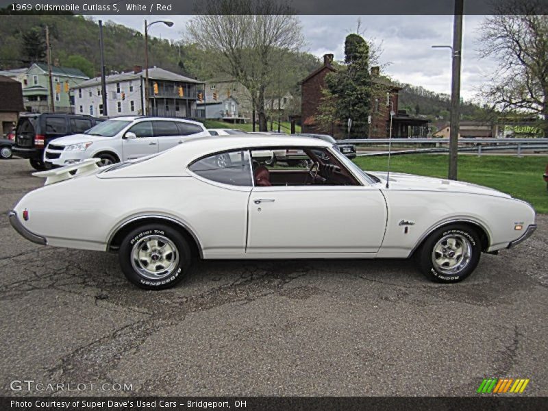  1969 Cutlass S White