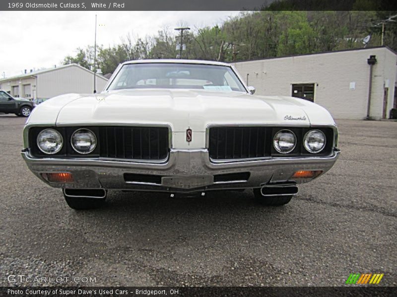 White / Red 1969 Oldsmobile Cutlass S