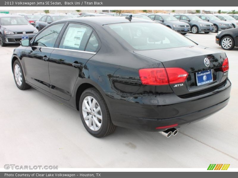 Black Uni / Titan Black 2013 Volkswagen Jetta SE Sedan