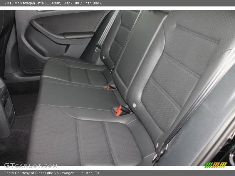 Black Uni / Titan Black 2013 Volkswagen Jetta SE Sedan