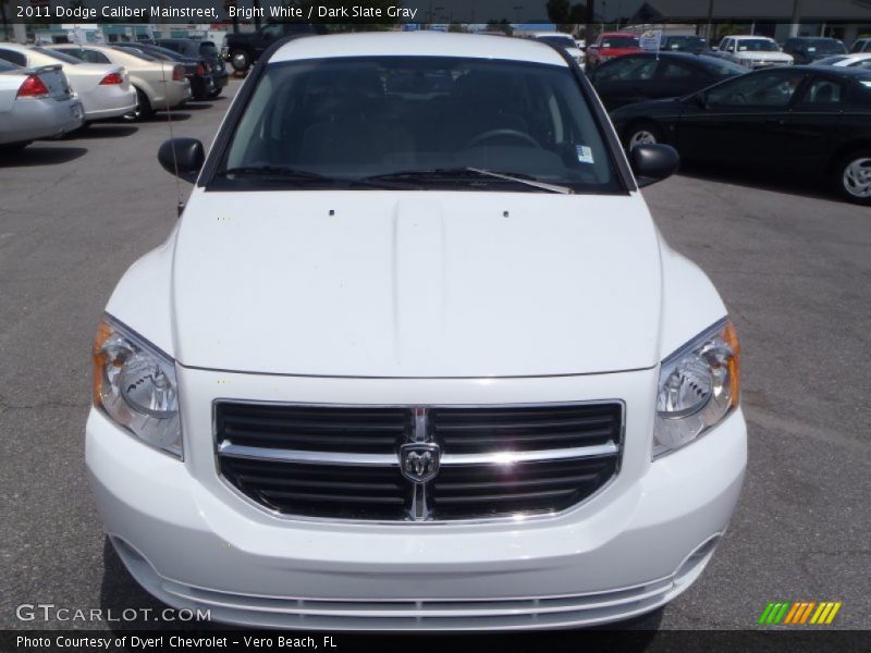 Bright White / Dark Slate Gray 2011 Dodge Caliber Mainstreet