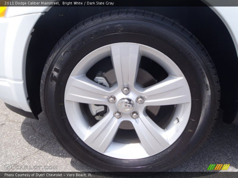 Bright White / Dark Slate Gray 2011 Dodge Caliber Mainstreet