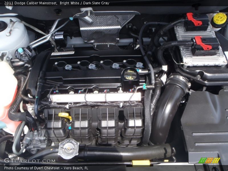 Bright White / Dark Slate Gray 2011 Dodge Caliber Mainstreet