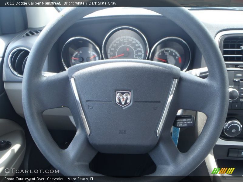 Bright White / Dark Slate Gray 2011 Dodge Caliber Mainstreet