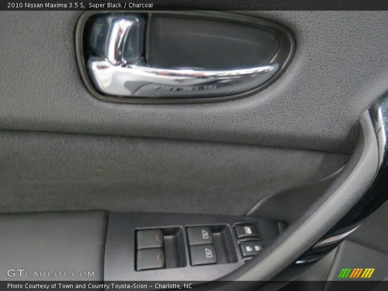 Super Black / Charcoal 2010 Nissan Maxima 3.5 S