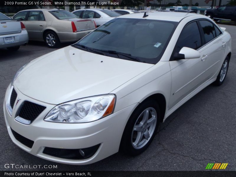 Front 3/4 View of 2009 G6 V6 Sedan