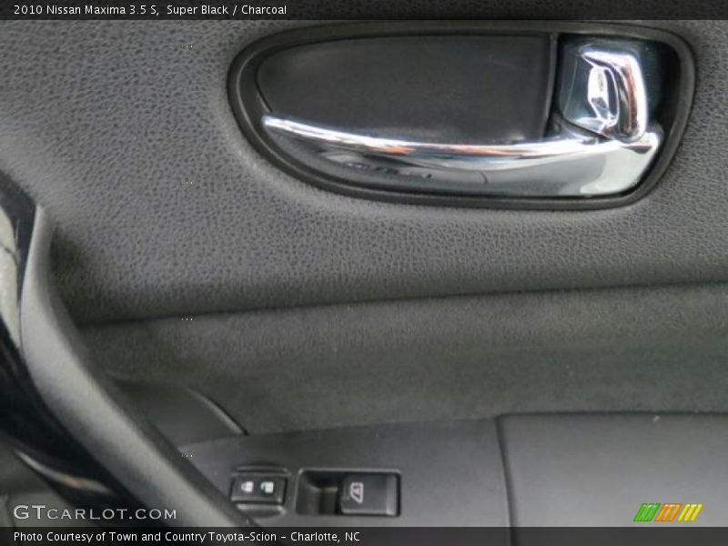 Super Black / Charcoal 2010 Nissan Maxima 3.5 S