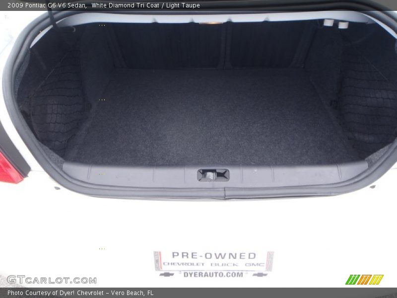 White Diamond Tri Coat / Light Taupe 2009 Pontiac G6 V6 Sedan