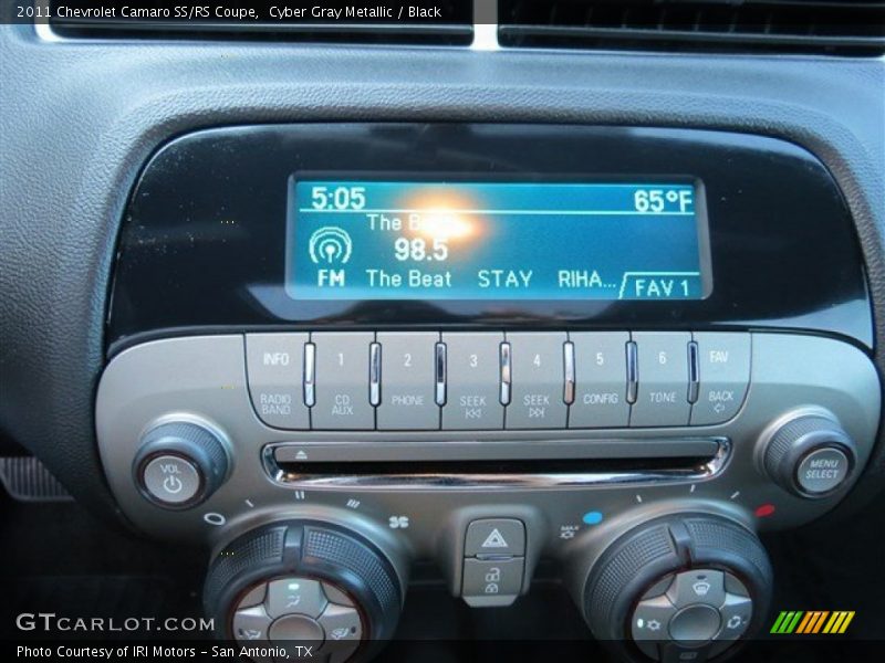 Controls of 2011 Camaro SS/RS Coupe
