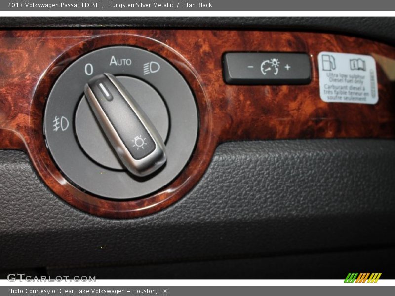 Tungsten Silver Metallic / Titan Black 2013 Volkswagen Passat TDI SEL